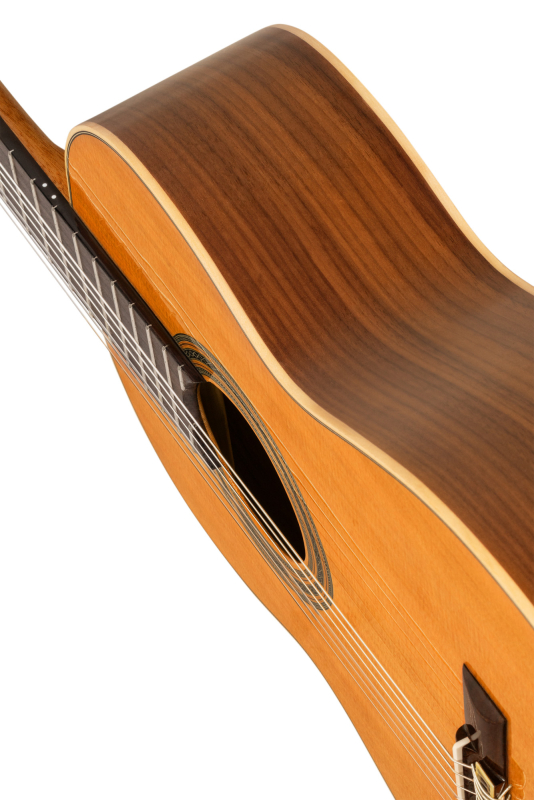 Ortega R20GWN-L, Zeder massiv / Walnuss, lefty, made in Spain